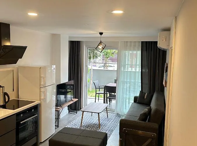 A Old Town Aparthotel